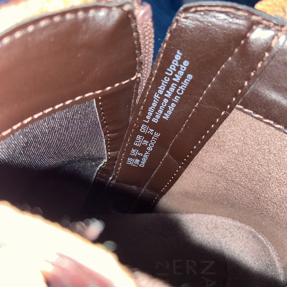 Naturalizer Darry Bootie Womens 7.5W (wide width) - Picture 6 of 6